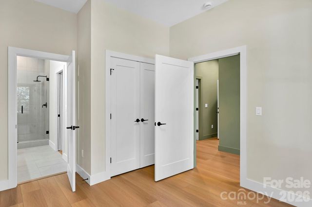 34 Mountain View Road, Asheville, NC 28805