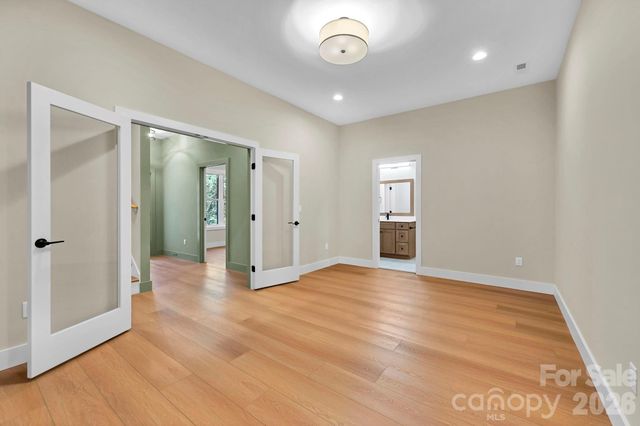 34 Mountain View Road, Asheville, NC 28805