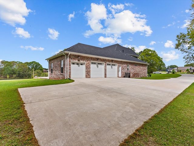 304 Rabbit Run Road, Enterprise, AL 36330