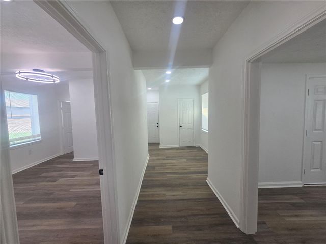 5102 Avenue L, Galveston, TX 77551