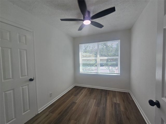 5102 Avenue L, Galveston, TX 77551