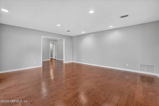 8677 SAN SERVERA Drive W, Jacksonville, FL 32217