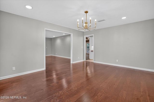 8677 SAN SERVERA Drive W, Jacksonville, FL 32217