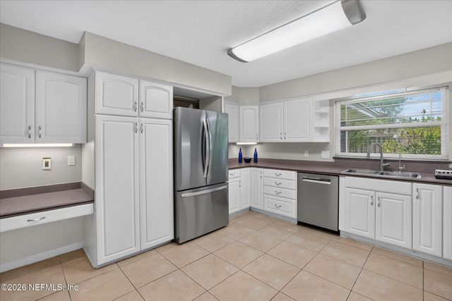 8677 SAN SERVERA Drive W, Jacksonville, FL 32217