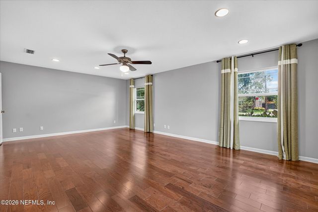 8677 SAN SERVERA Drive W, Jacksonville, FL 32217