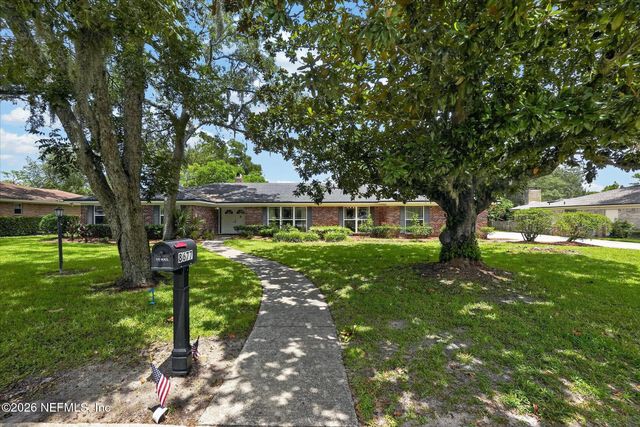 8677 SAN SERVERA Drive W, Jacksonville, FL 32217