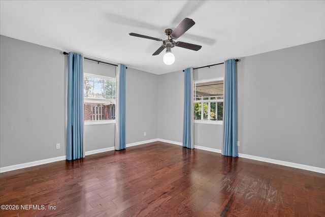8677 SAN SERVERA Drive W, Jacksonville, FL 32217