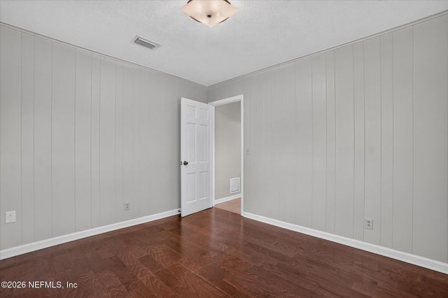 8677 SAN SERVERA Drive W, Jacksonville, FL 32217
