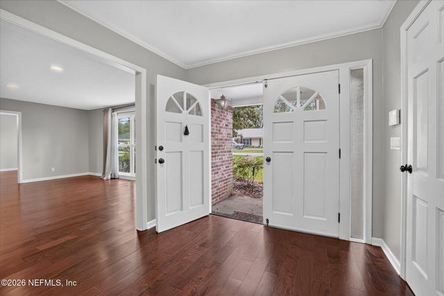 8677 SAN SERVERA Drive W, Jacksonville, FL 32217