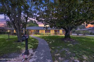 8677 SAN SERVERA Drive W, Jacksonville, FL 32217