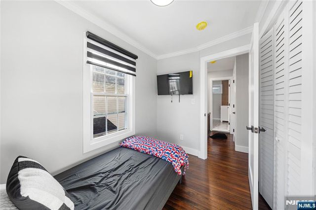 207 Post Avenue, Lyndhurst, NJ 07071