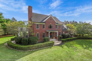 4710 Botany Glen, Commerce Charter Township, MI 48382