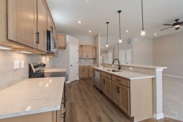 5354 Augusta Drive 10-304, Turtlecreek Twp, OH 45036