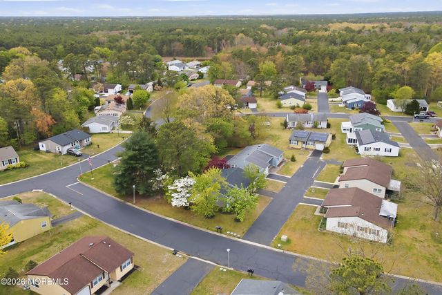 2 Berry Hill Road 72, Whiting, NJ 08759