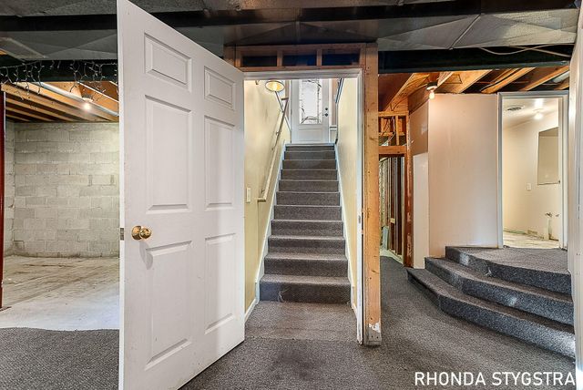 5090 Wakefield Avenue Ne, Plainfield Twp, MI 49321