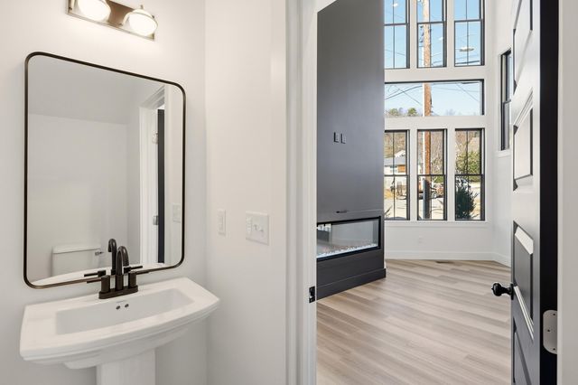 28 Sawyer Street, Chattanooga, TN 37405