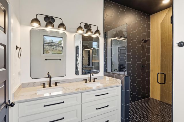 28 Sawyer Street, Chattanooga, TN 37405