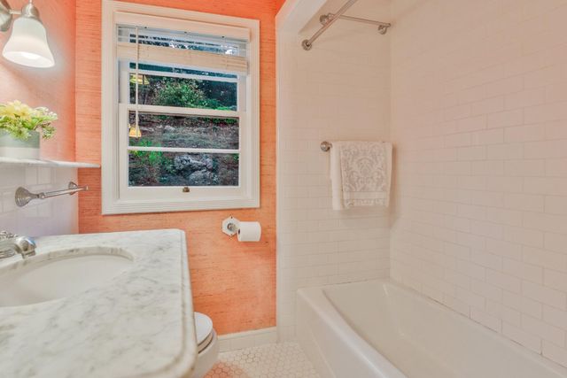 14 Belle Avenue, San Rafael, CA 94901