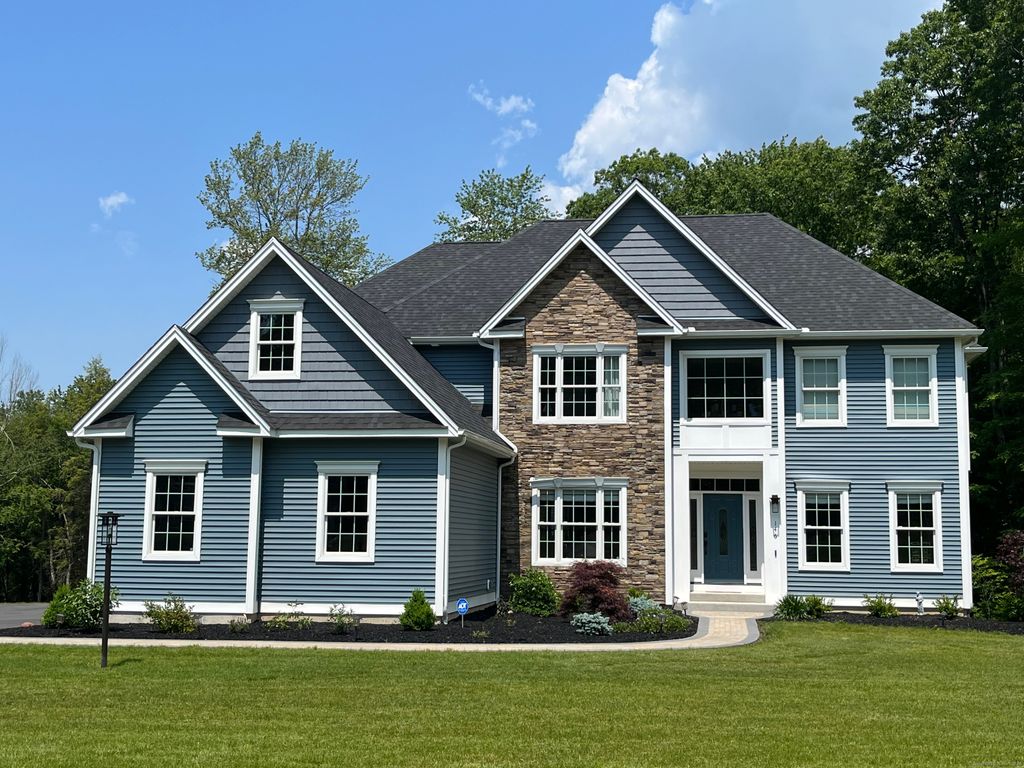 100 Neff Hill Road, Tolland, CT 06084