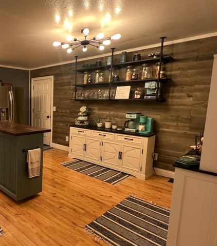 4174 Lakeview Dr, Ione, CA 95640