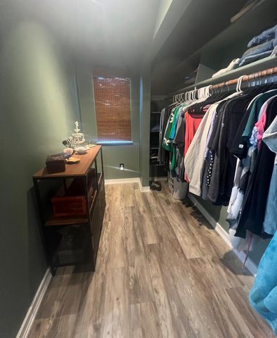 4174 Lakeview Dr, Ione, CA 95640