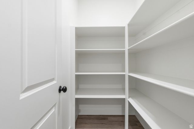 661 W 20 N, Hyrum, UT 84319