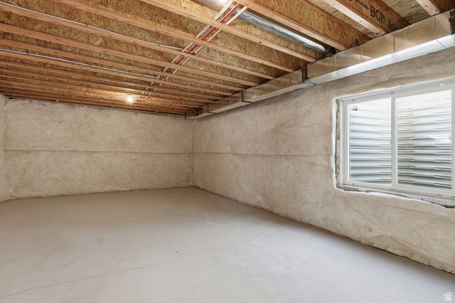 661 W 20 N, Hyrum, UT 84319