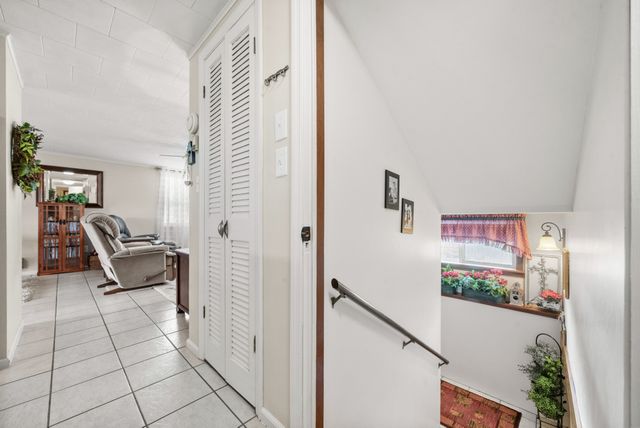 1060 Cypress Rd, Buchanan, TN 38222