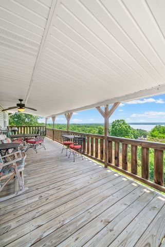 1060 Cypress Rd, Buchanan, TN 38222