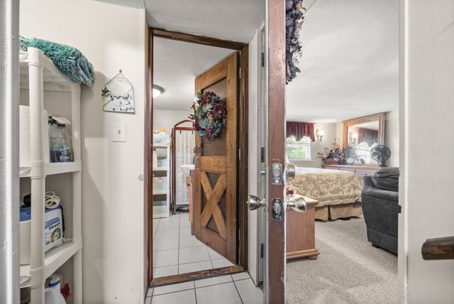 1060 Cypress Rd, Buchanan, TN 38222