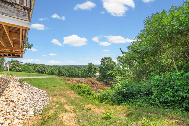 1060 Cypress Rd, Buchanan, TN 38222