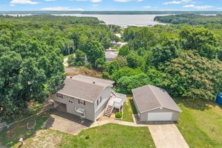 1060 Cypress Rd, Buchanan, TN 38222