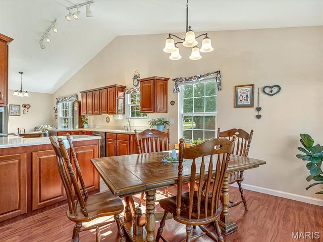 2557 Spyglass Court, Edwardsville, IL 62025