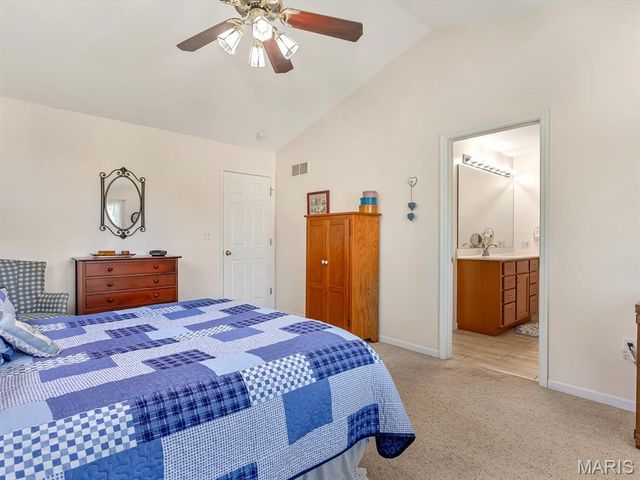 2557 Spyglass Court, Edwardsville, IL 62025