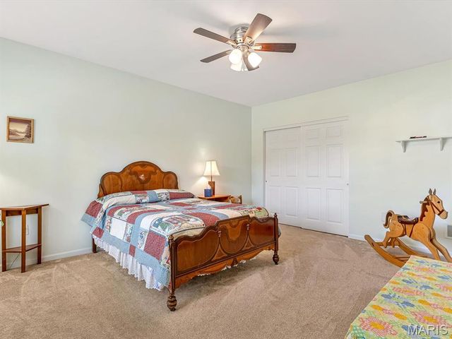 2557 Spyglass Court, Edwardsville, IL 62025