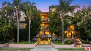 8121 Norton Avenue 201, Los Angeles, CA 90046
