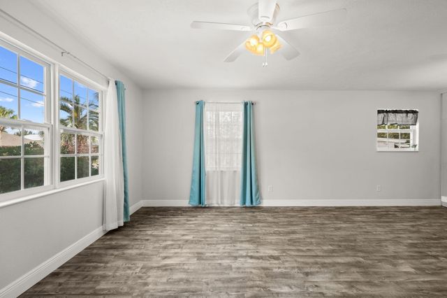 128 S Wells Street, Panama City Beach, FL 32413