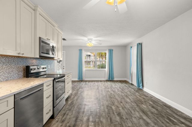 128 S Wells Street, Panama City Beach, FL 32413