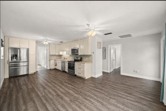 128 S Wells Street, Panama City Beach, FL 32413
