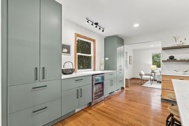 2047 Mccoy Road, Upper Arlington, OH 43220