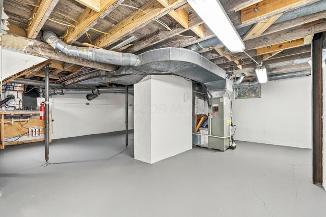 2047 Mccoy Road, Upper Arlington, OH 43220