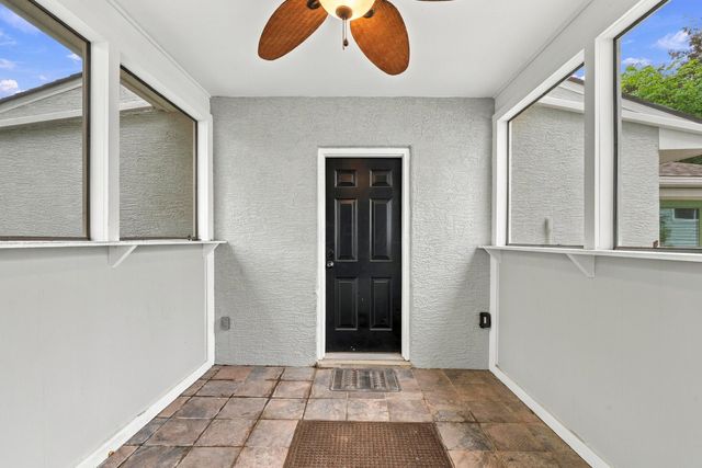 2047 Mccoy Road, Upper Arlington, OH 43220