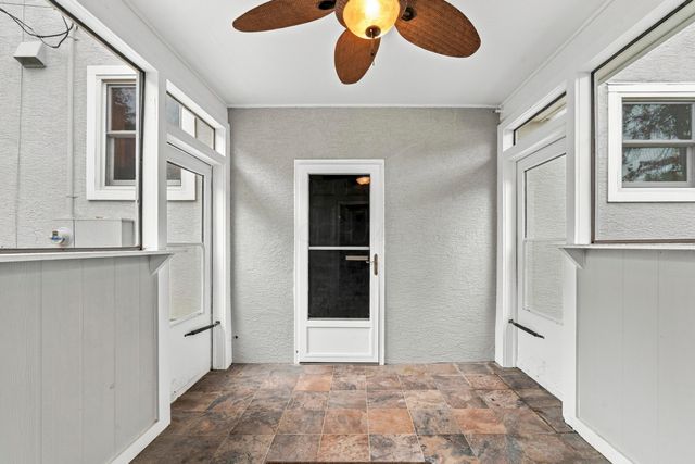 2047 Mccoy Road, Upper Arlington, OH 43220