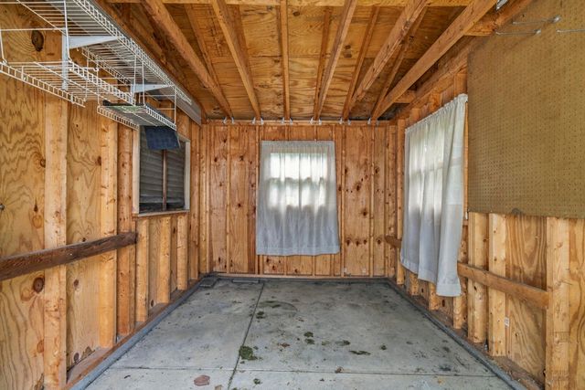 2047 Mccoy Road, Upper Arlington, OH 43220