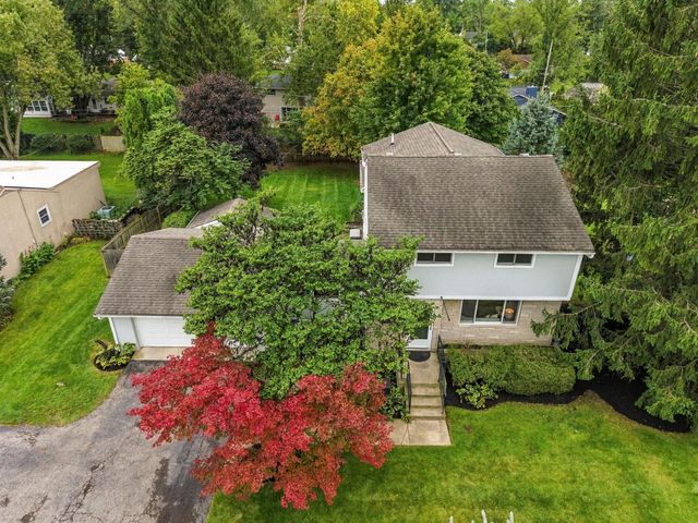 2047 Mccoy Road, Upper Arlington, OH 43220
