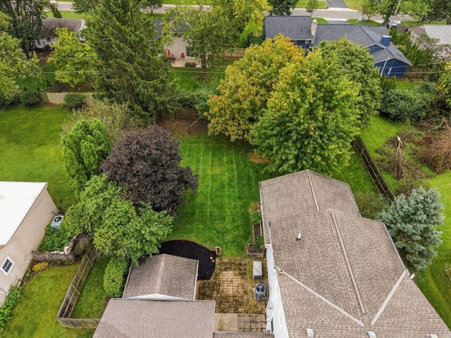 2047 Mccoy Road, Upper Arlington, OH 43220