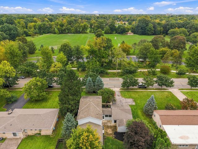 2047 Mccoy Road, Upper Arlington, OH 43220