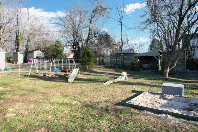 405 Taylor Street, Athens, TN 37303