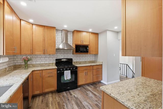 520 WALLINGFORD RD, Lancaster, PA 17601