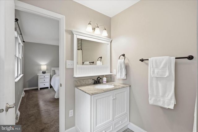 520 WALLINGFORD RD, Lancaster, PA 17601